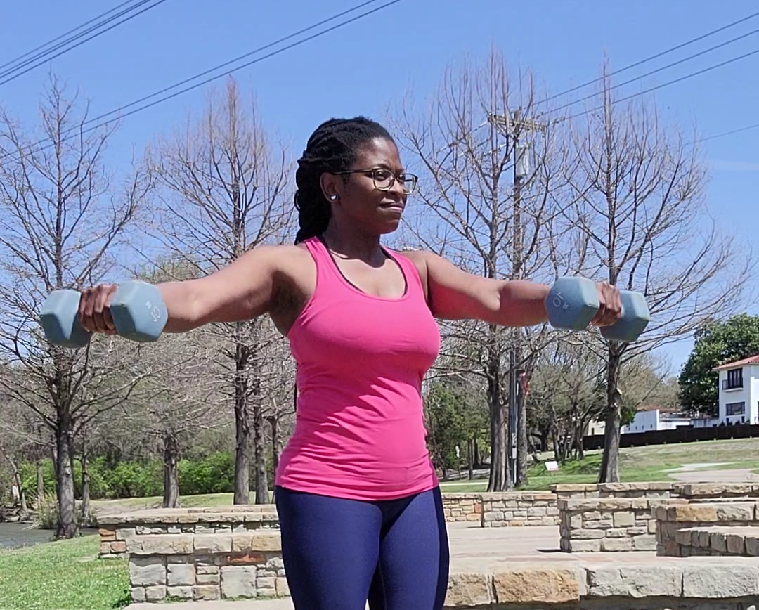 5 Moves for a Strong Upper Body - Blk and Fit